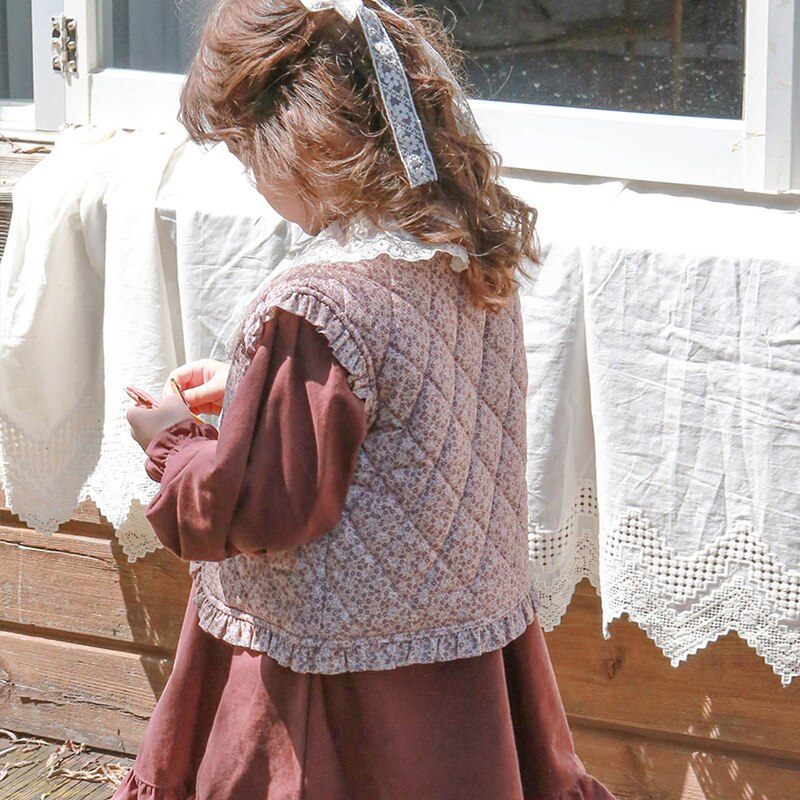 Lilibet Gillet (Part of Set)